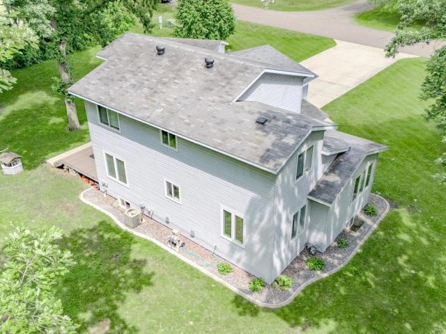 15174 Edgewood Road
