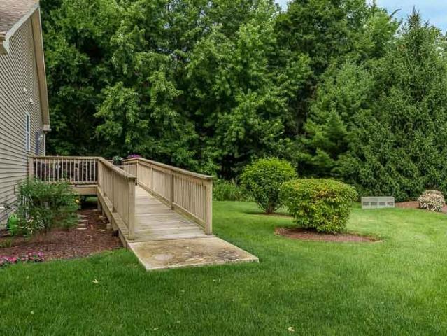1517 Meadowlark Lane