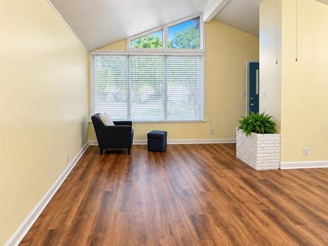 1517 Captain Shreve Drive