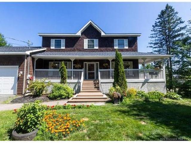 1517 Woodstock Rd, Fredericton, NB, E3C 1P2 house for sale | Listing ID NB143430 | Royal LePage