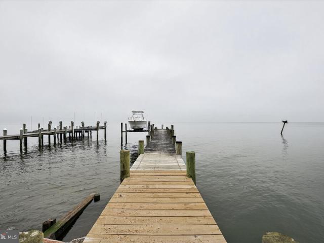 15185 Potomac River Dr, Cobb Island, MD 20625 | MLS #MDCH2052
