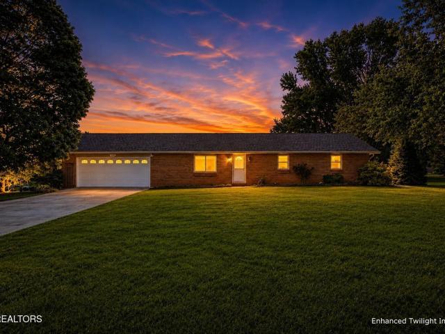 1518 E Brown School Rd