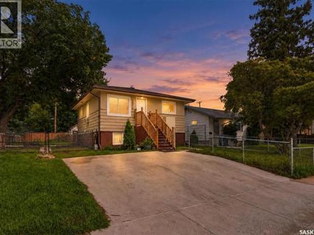 1518 I Avenue N, Saskatoon, SK, S7L 2J6 house for sale | Listing ID SK048211 | Royal LePage