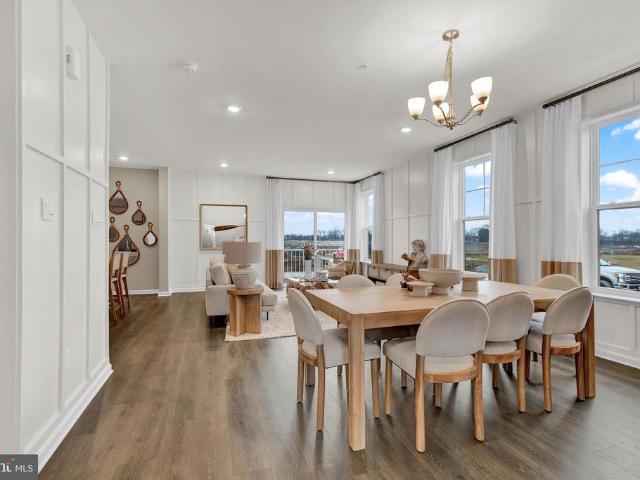 1518 Ripplecreek Drive