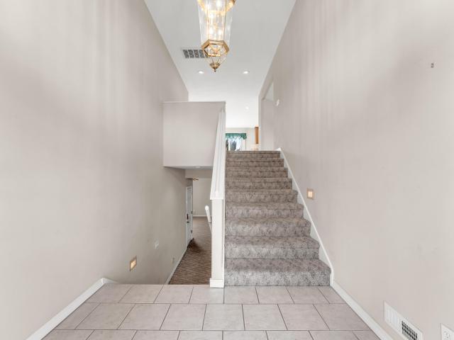 1518 W Stagecoach Court