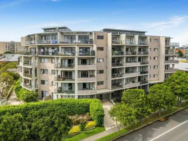 15/18 24 Torrens Avenue, THE ENTRANCE Apartment for rent List.