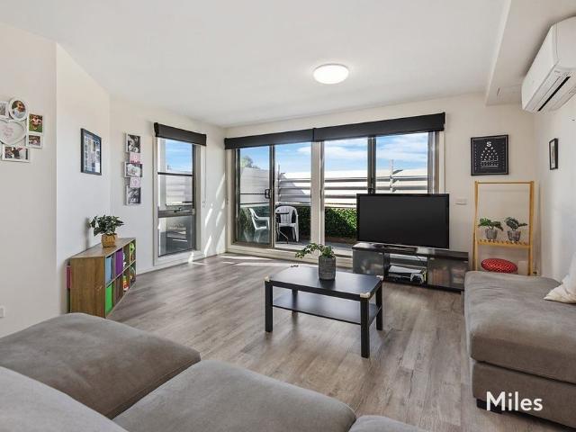 15/18 22 Bell Street, Heidelberg Heights