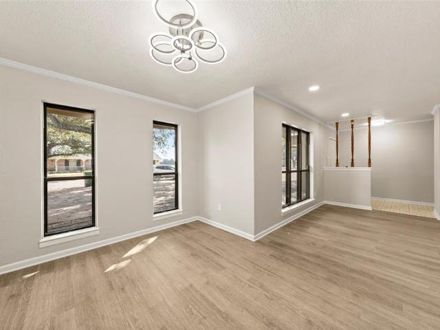 1519 Lorene Lane