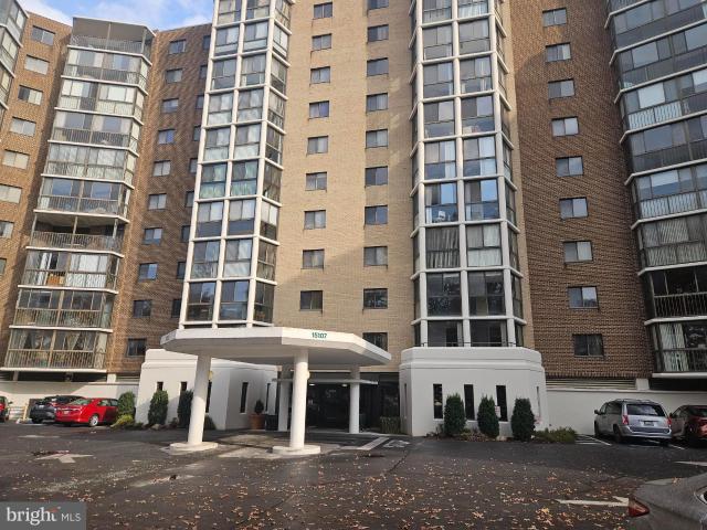 15107 Interlachen Dr, Unit 2815, Silver Spring, MD 20906 | MLS #MDMC2212