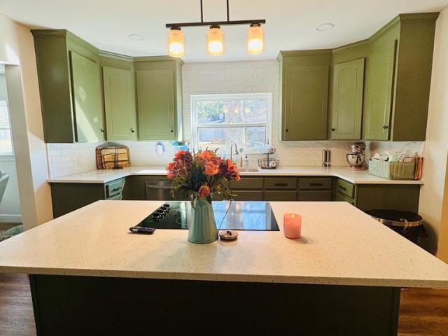1510 Oak Drive