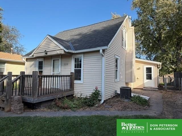 1510 E 6th St, Fremont, NE 68025