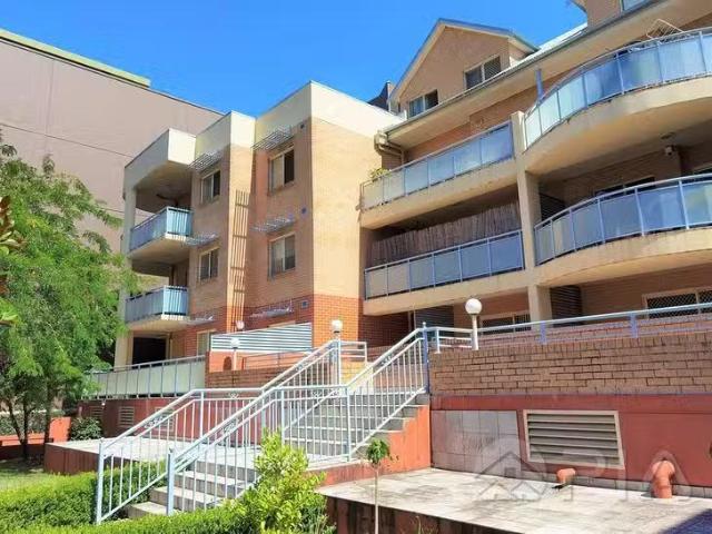 15/10 14 Crane Street, Homebush, NSW 2140