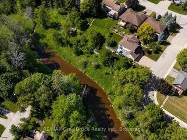 1510 7Th Avenue W, Owen Sound, ON, N4K 6V8 house for sale | Listing ID X13739 | Royal LePage