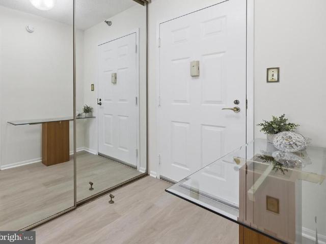 15115 Interlachen Drive # 3 215