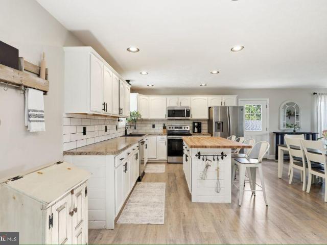1511 Boliver Road
