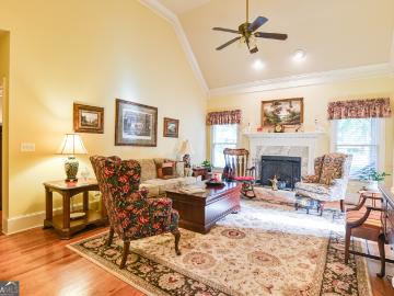 1511 Cambridge Sq