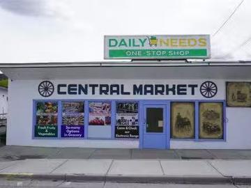 1511 Cariboo Highway, Clinton, BC, V0K 1K0 commercial for sa.