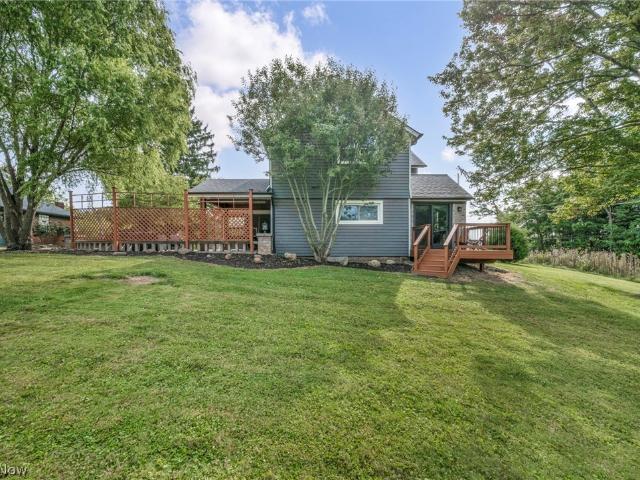 1511 Center Road