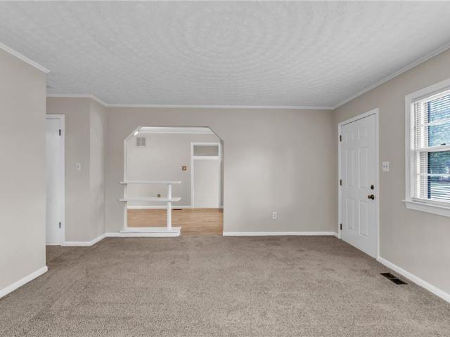 1511 Hazel AVE