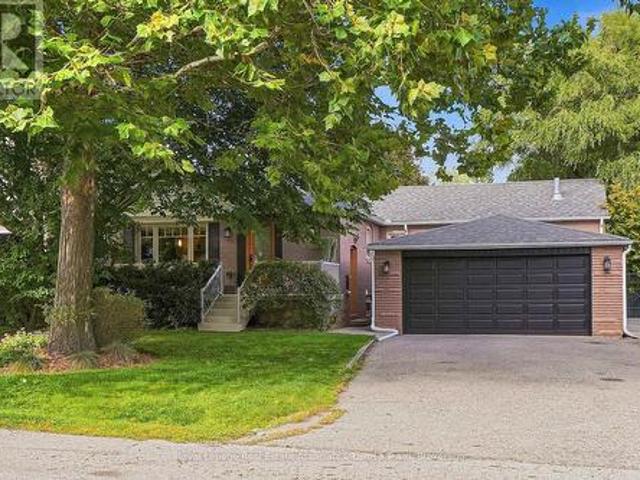 1511 Leda Avenue, Mississauga, ON, L5G 4B9 house for sale | Listing ID W13799 | Royal LePage