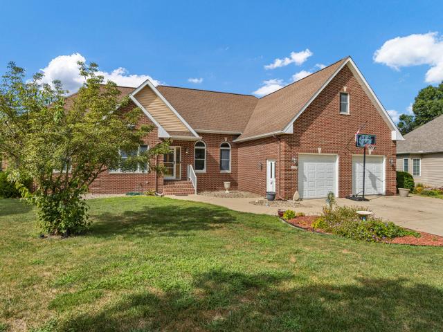 1511 River Bluff Ct, Mahomet, IL 61853 | MLS #12657