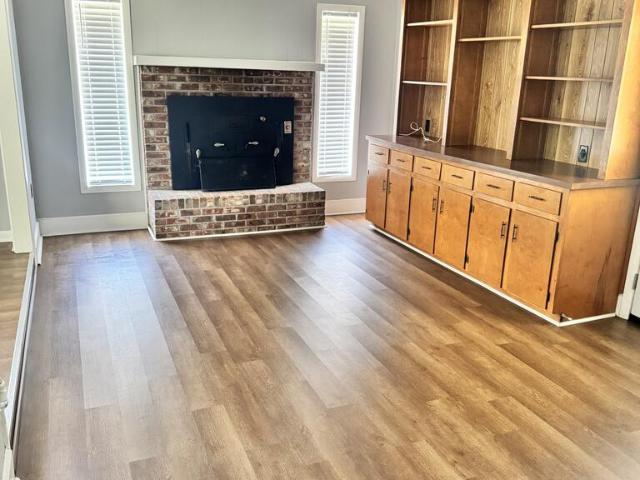 1511 Virwood