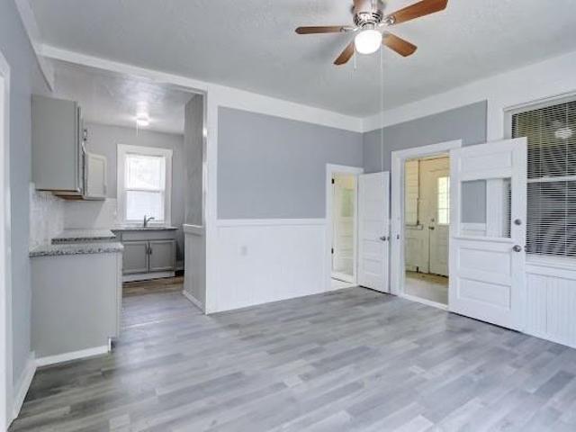 1511 W Walnut Street