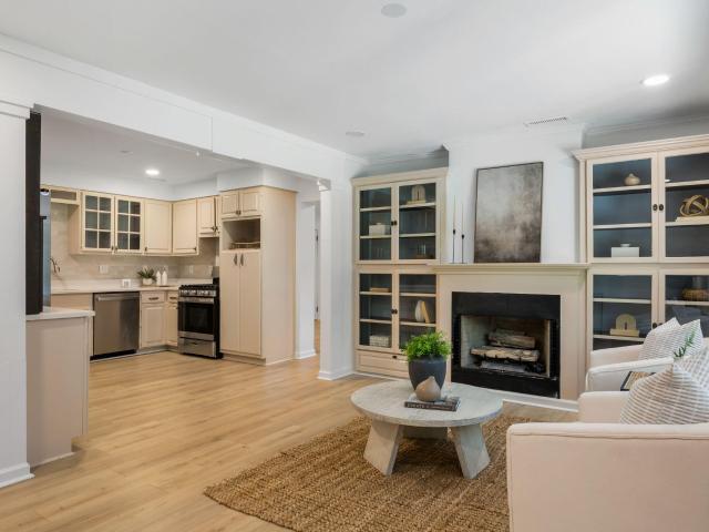 1512 Newbury Street