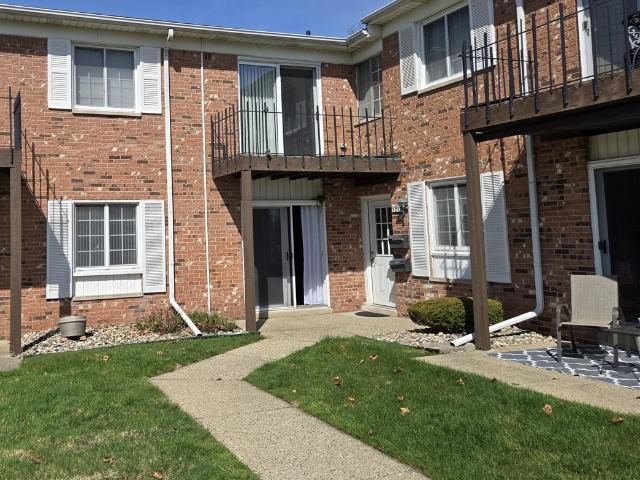 1512 Normandy Court # 105