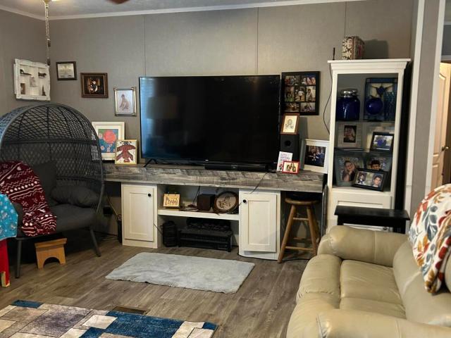 1512 Bloomingdale Road
