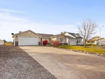 1512 Branding Iron Dr, Montrose, CO 81401 | MLS #833254