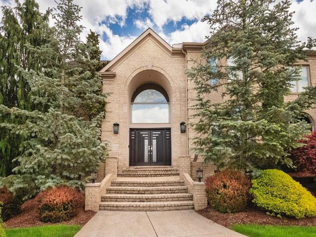 1512 Fox Chase Ln, Pittsburgh, PA 15241 | MLS #1730