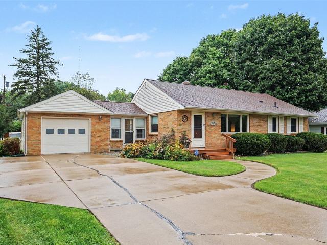 1512 Kensington Drive