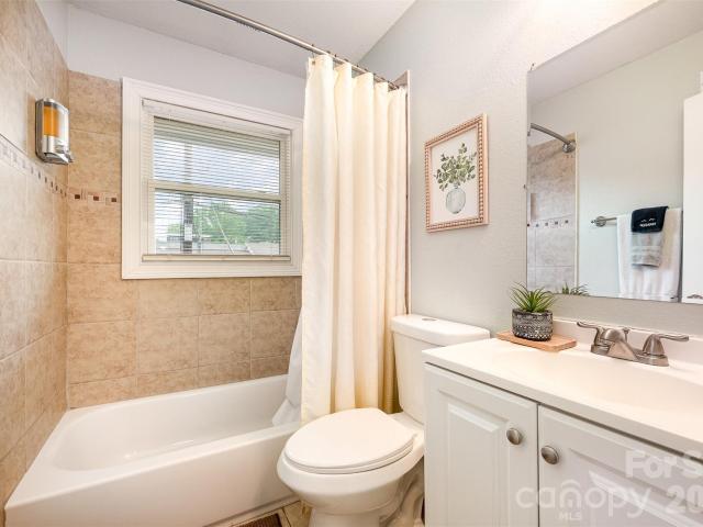 1512 Seigle Avenue # 2