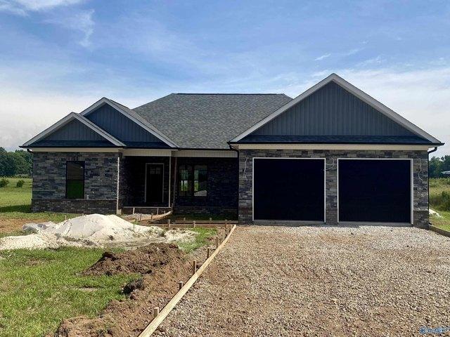 15133 Evans Rd, Athens, AL 35611