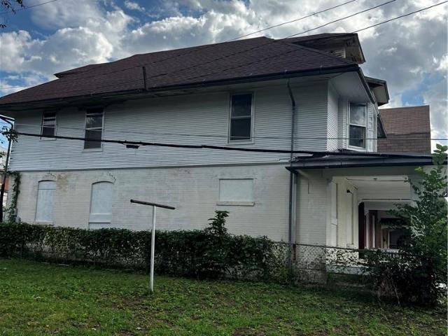 1513 Charles Street