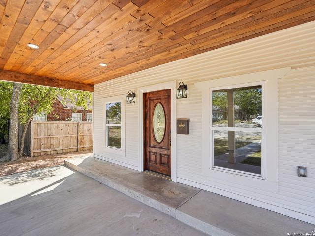 1513 Jefferson St, Kerrville, TX 78028 | MLS #1919