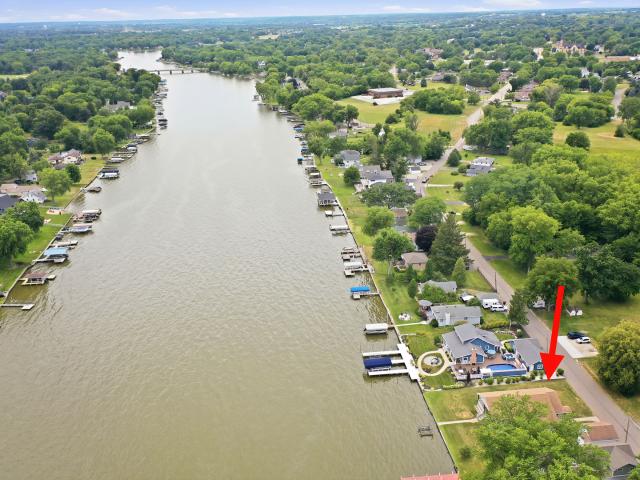 1513 Sunnyside Beach Drive
