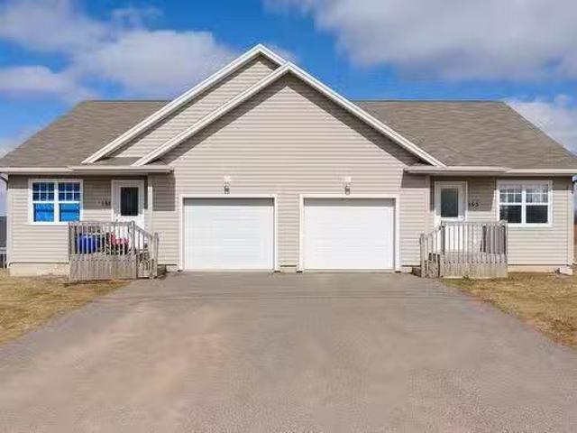 151 153 Heron Drive, Stratford, PE, C1B 0L5 house for sale.