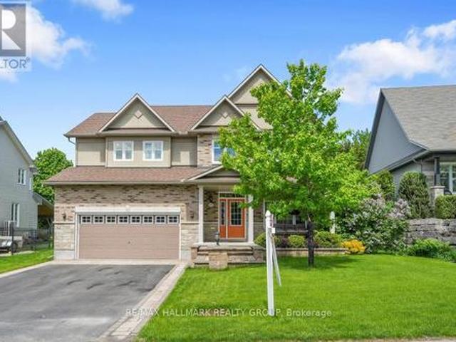 151 Charlie'S Lane, Ottawa, ON, K0A 1L0 house for sale | Listing ID X13740 | Royal LePage
