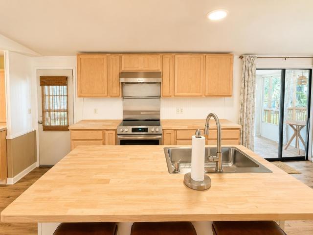 151 Crooked Island Circle