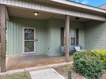 151 Bradford Lane