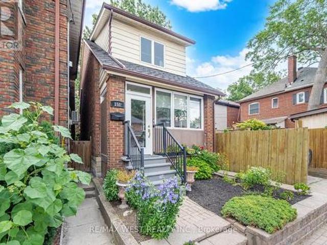 151 Jane Street, Toronto, ON, M6S 3Y8 house for sale | Listing ID W13650 | Royal LePage