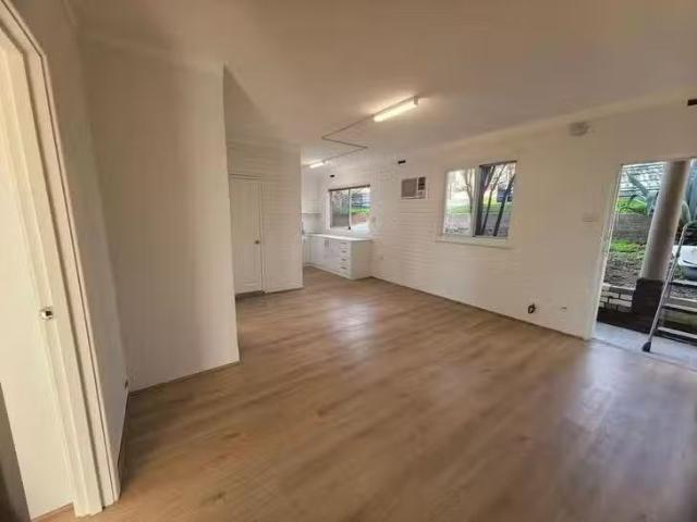 1/51 Leonora Street, Como, WA 6152