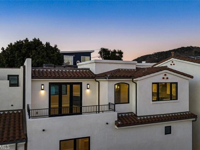151 San Luis Street