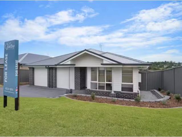 1/51 Shortland Dr, ABERGLASSLYN House for rent Listed by Tom.