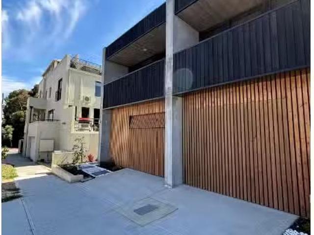 151 Palmerston Street, Perth House for rent Listed by Hannah.