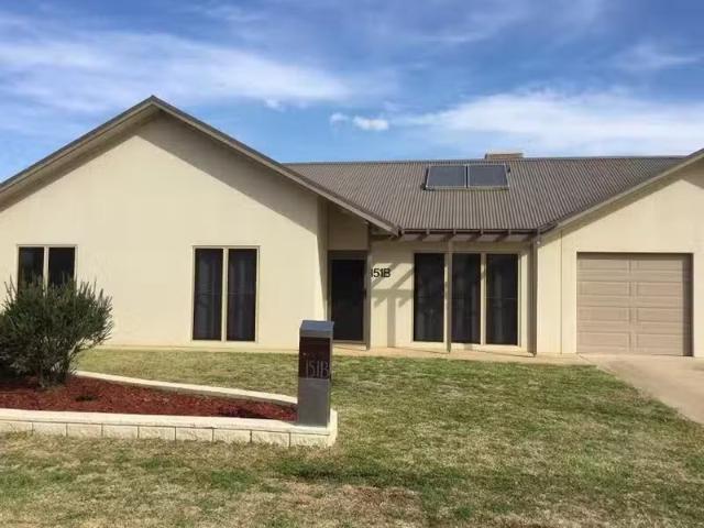 151B Boundary Road, DUBBO Townhouse for rent Listed by Christ.