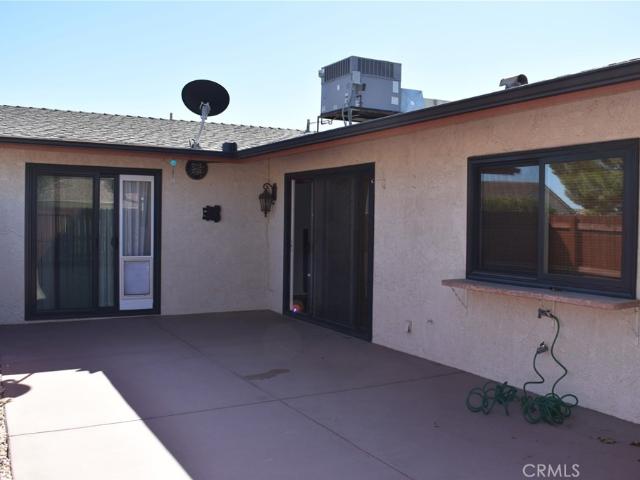 15245 Orchard Hill