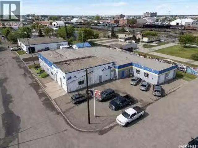 1524 Montreal Street, Regina, SK, S4P 3K1 commercial for sal.